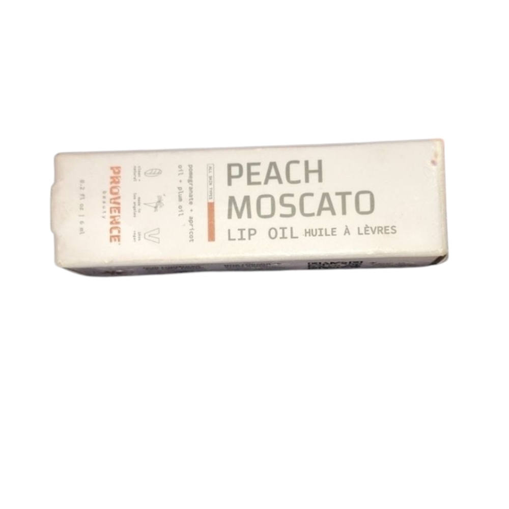 BNIB lip oil